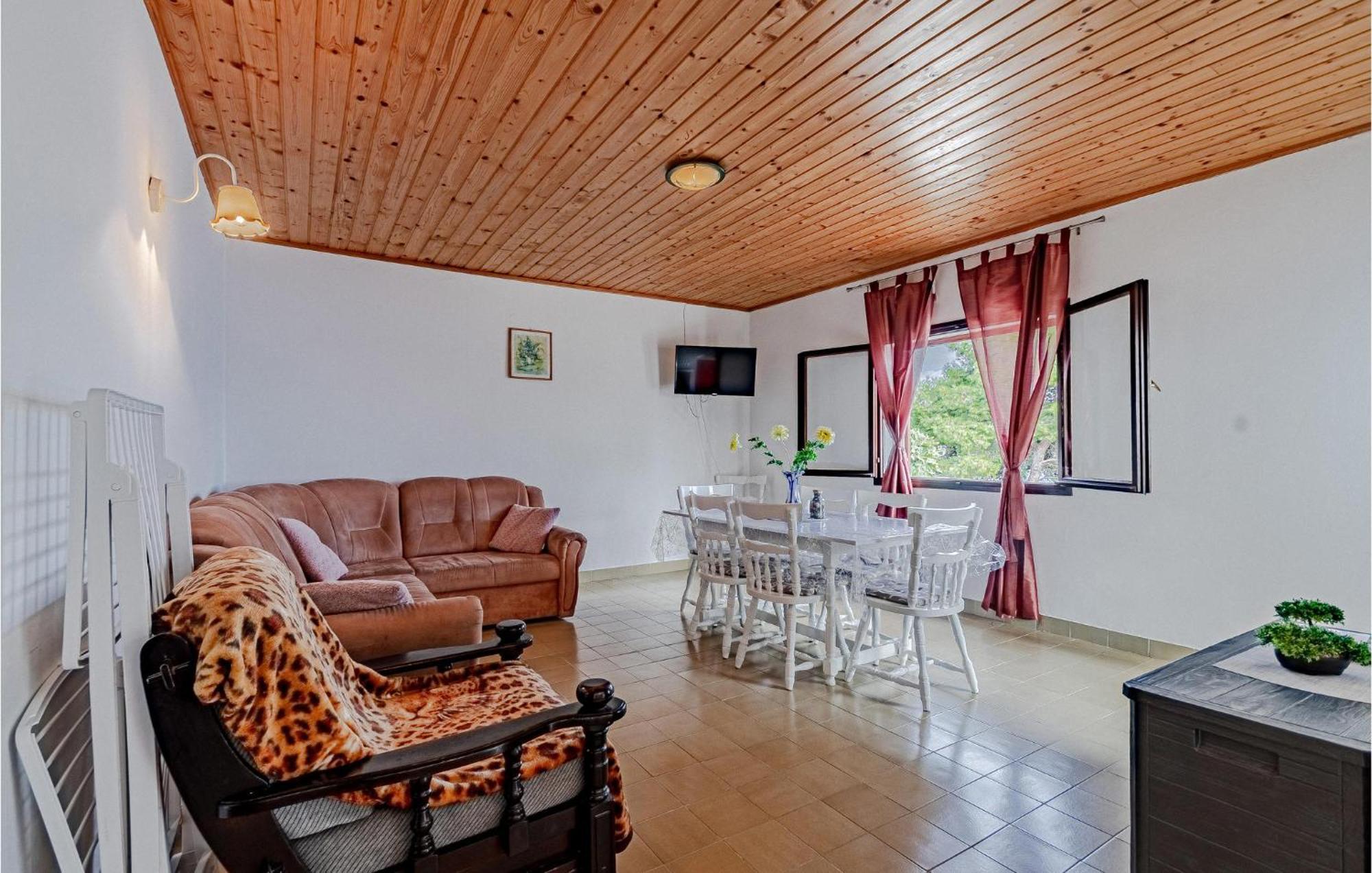 Beautiful Home In Prizba With Kitchen מראה חיצוני תמונה