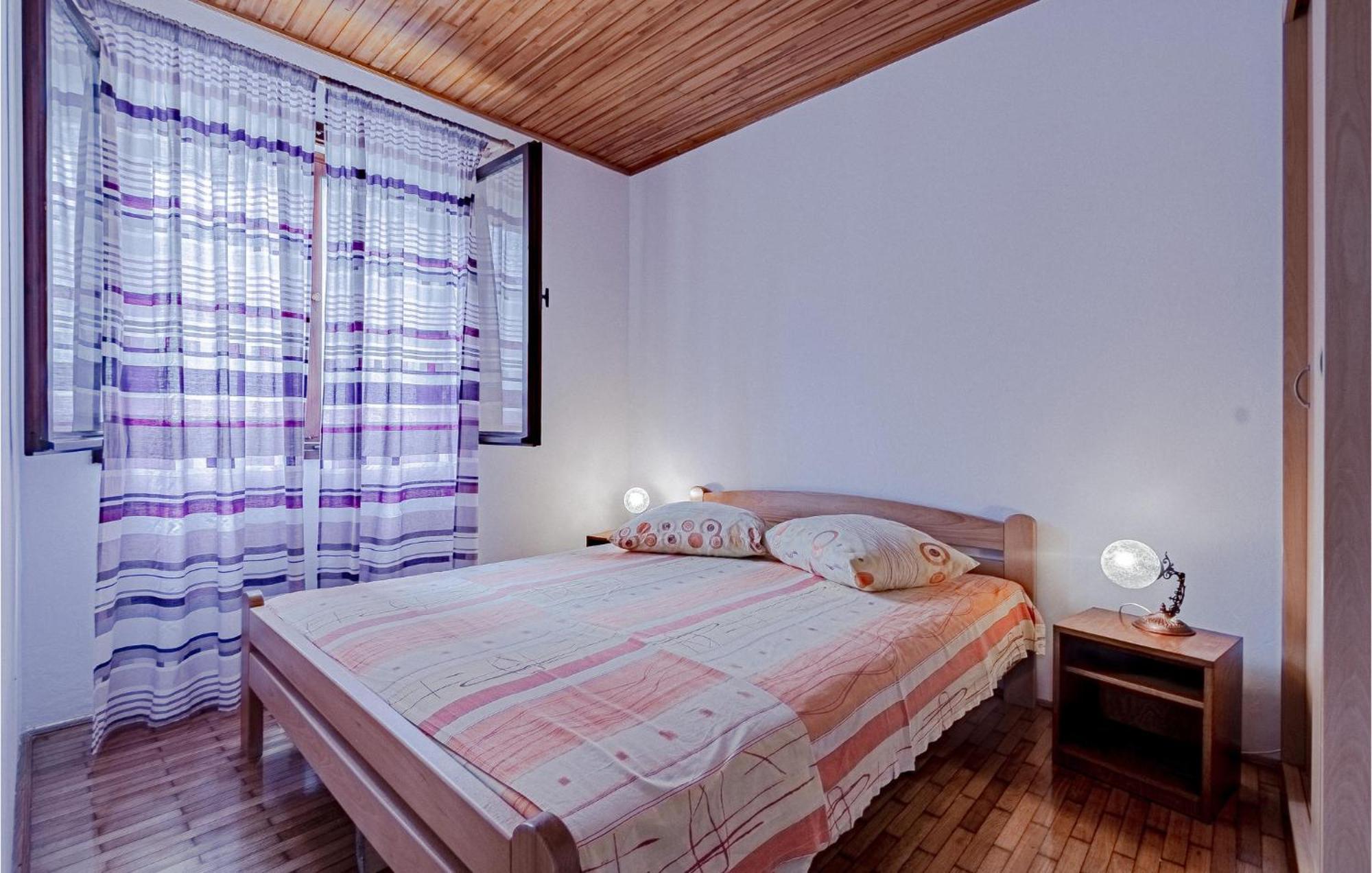 Beautiful Home In Prizba With Kitchen מראה חיצוני תמונה