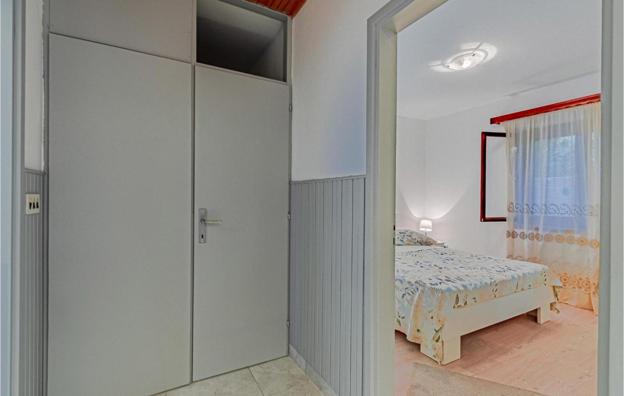 Beautiful Home In Prizba With Kitchen מראה חיצוני תמונה