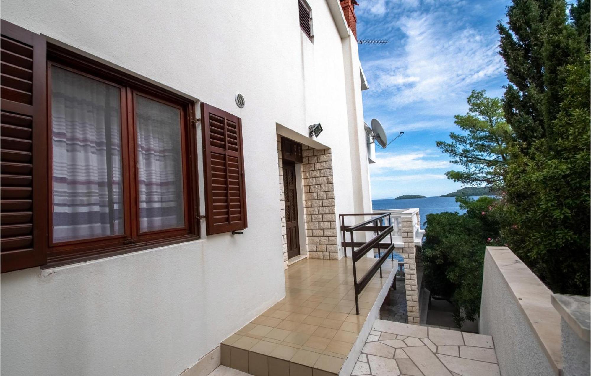 Beautiful Home In Prizba With Kitchen מראה חיצוני תמונה